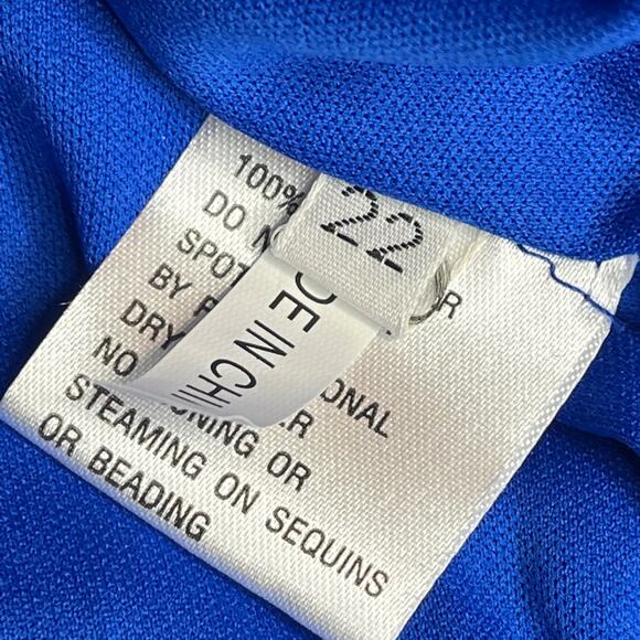 Plus Size Prom Dress Size 22: Royal Blue Off-Shoulder Gown - Picture 9 of 10